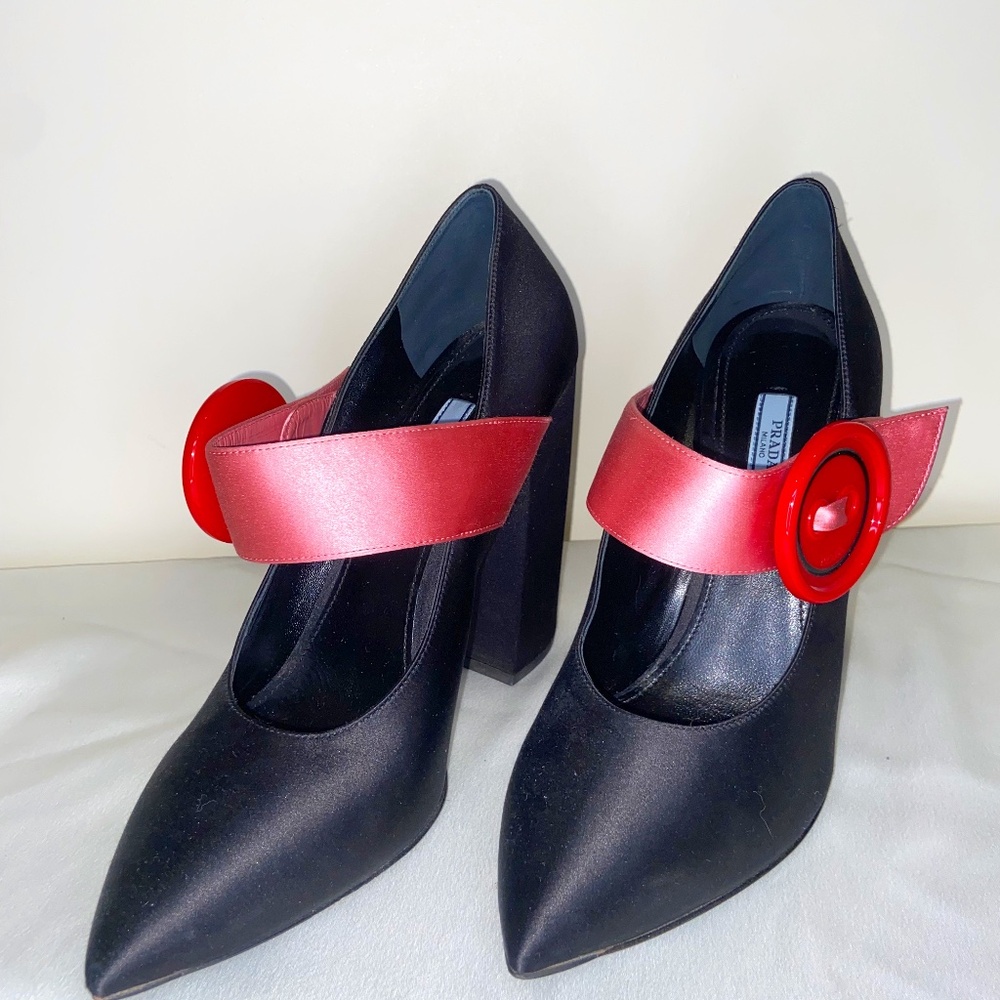 PRADA Black Oversized-button Satin Mary-Jane Pumps Size 40
